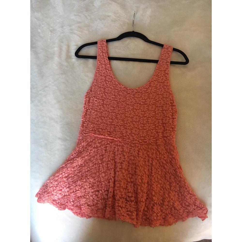 Pins and needles tank